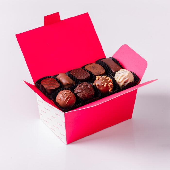 Ballotin 24 Chocolates Assortment Love Heart Giftwrap