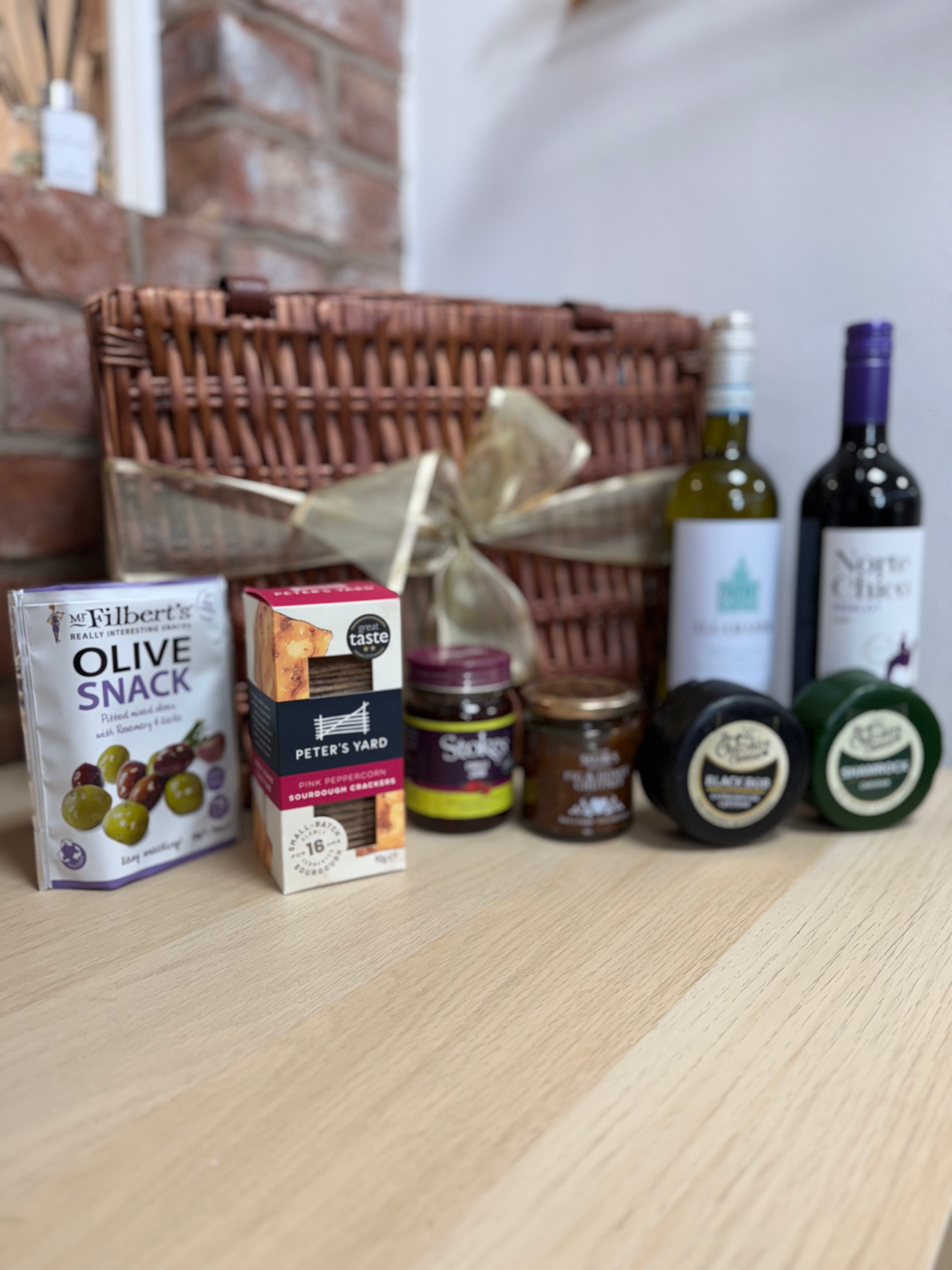 Cheese & Wine Hamper